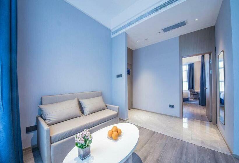 Люкс Премиум, Kyriad Marvelous Hotel Qinhuangdao Nandaihe