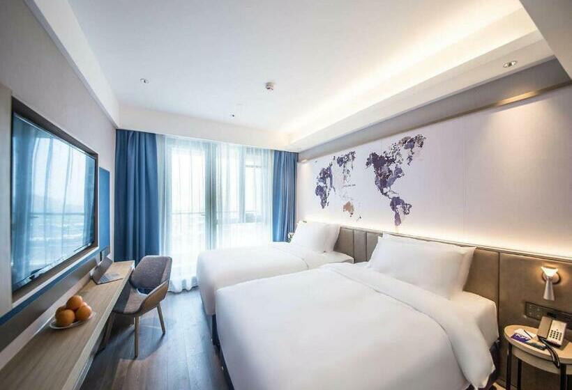 Номер Премиум, Kyriad Marvelous Hotel Qinhuangdao Nandaihe
