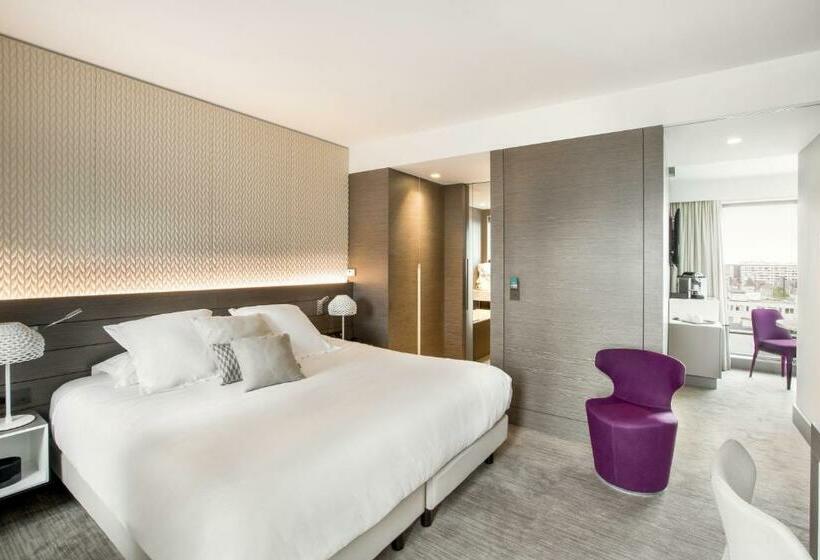 Люкс Кровать Кинг, Bw Premier Collection Le Saint Antoine Hotel Et Spa
