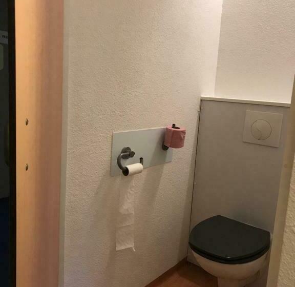 Номер Стандарт с Койками, Ibis Budget Saint Cyr Sur Mer La Ciotat