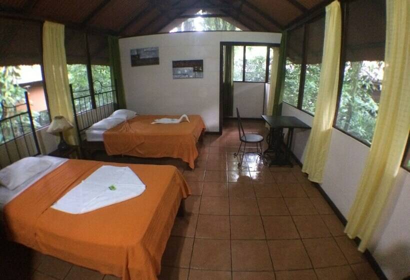오두막, Rana Roja Lodge