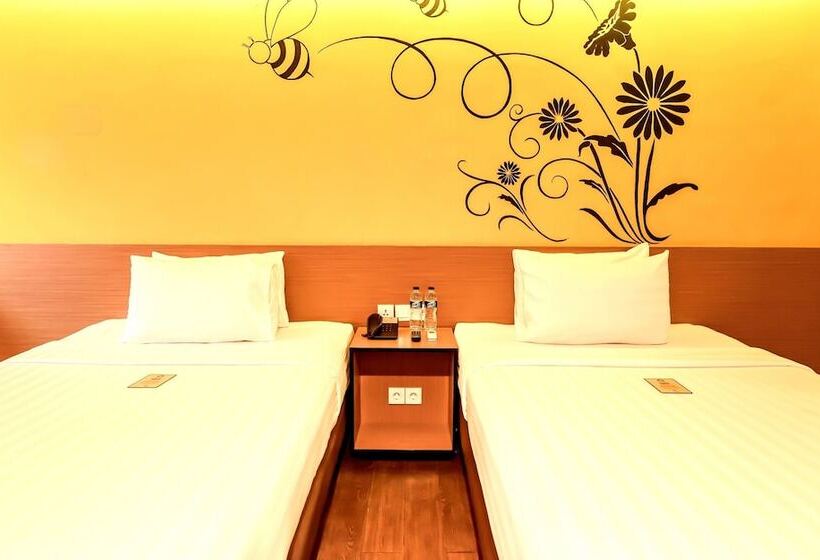 اتاق سوپریور, Yellow Bee Tangerang