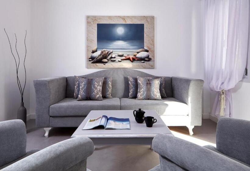 Suite avec Hydromassage, Orabel Suites Santorini