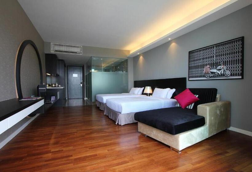标准工作室, The Shore Hotel & Residences