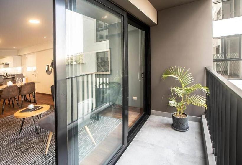 Apartamento 2 Dormitórios, Alcanfores 1262 By Wynwood House