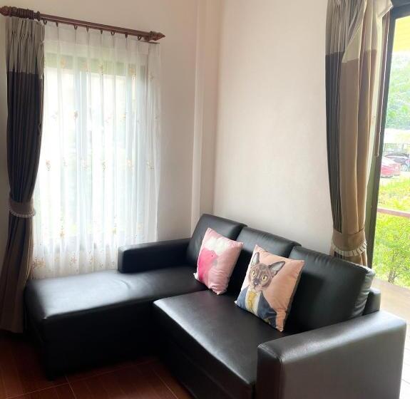 Люкс, Chaithalay Khanom Resort