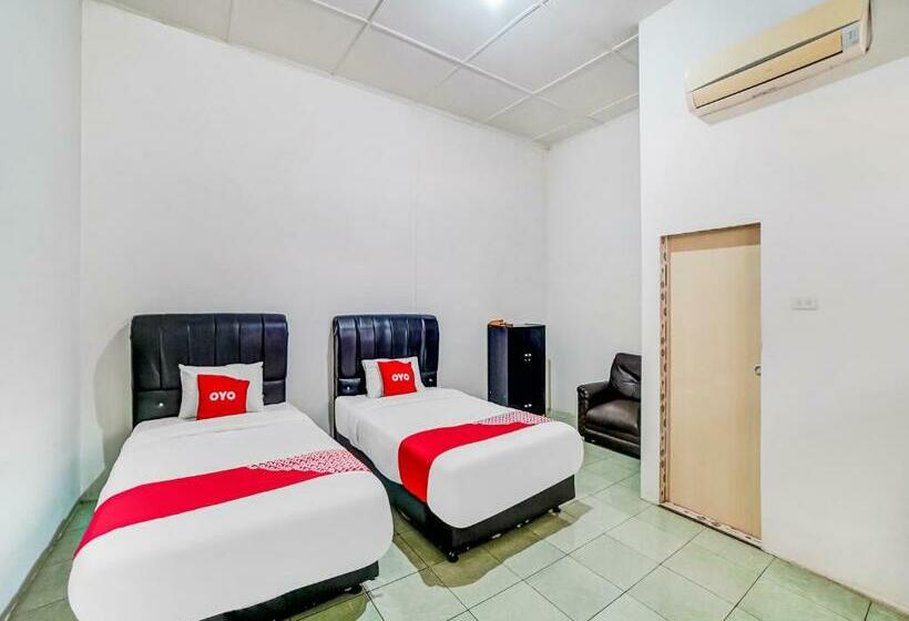 Номер Deluxe, Oyo 90834 Hotel Anugrah
