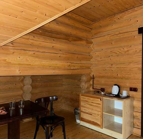 Номер Стандарт Трехместный, батярський двір