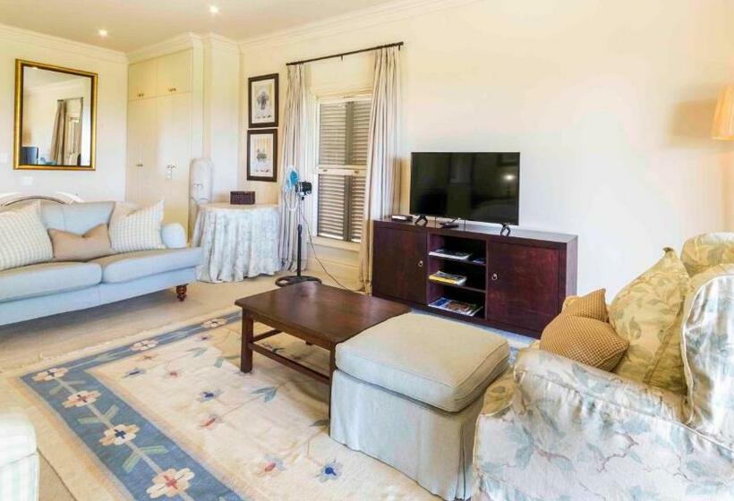 Номер Deluxe Кровать Кинг, Arum Hill Lodge