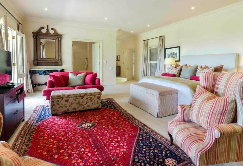 Номер Deluxe Кровать Кинг, Arum Hill Lodge