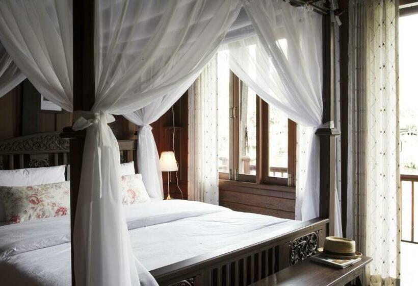 테라스 스위트, Baan Luang Rajamaitri Historic Inn