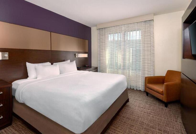 장애인을 위한 스위트, Residence Inn By Marriott Charlottesville Downtown