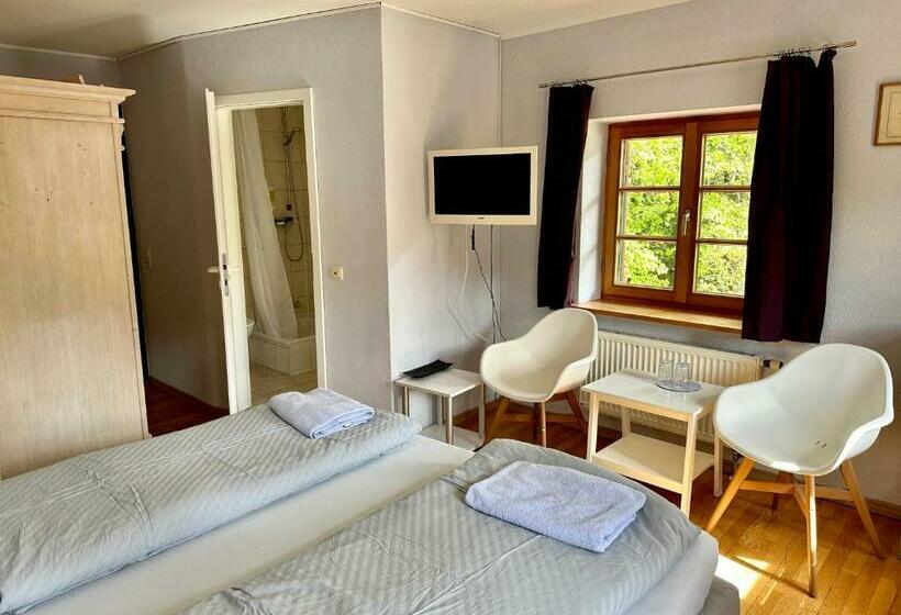 Номер Стандарт, Pension Steakhaus Füssen