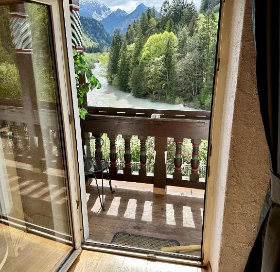 Номер Стандарт с Балконом, Pension Steakhaus Füssen