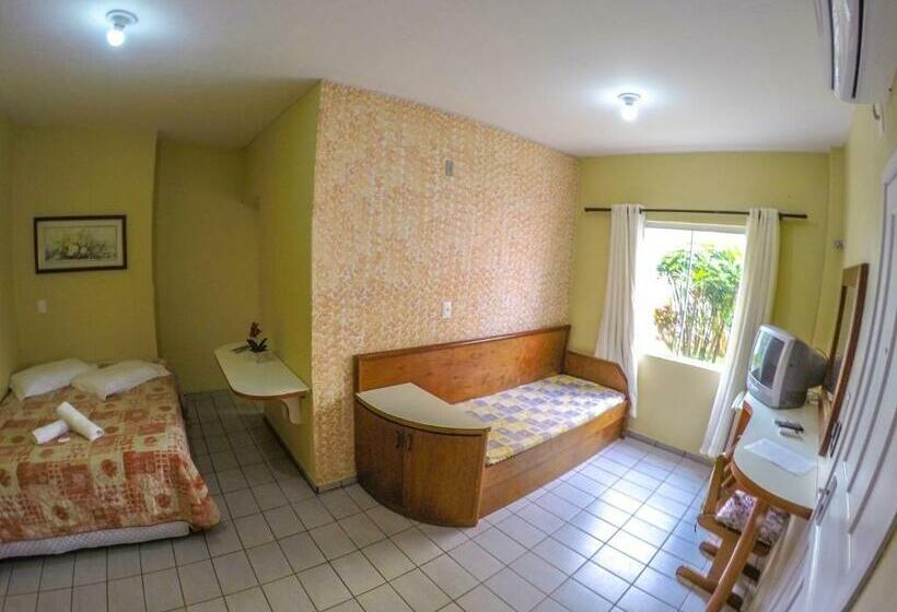 اتاق استاندارد سه نفره, Gentil