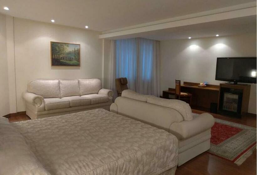מיטת קינג בסוויטה, Master Plaza