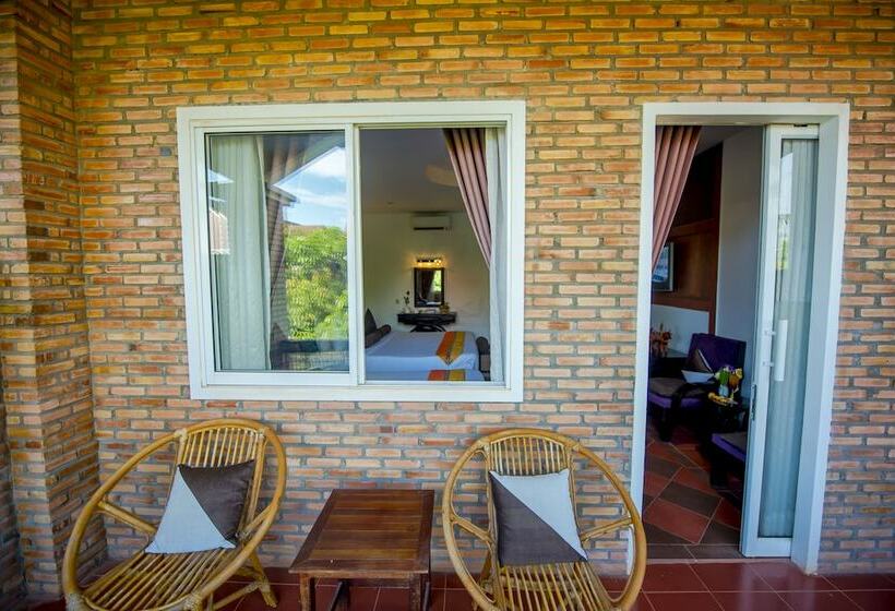 سوییت لوکس, My Unique Villa Siemreap