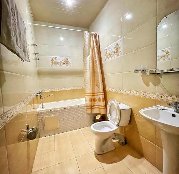اتاق سوپریور با تخت بزرگ, Nurafshon Boutique