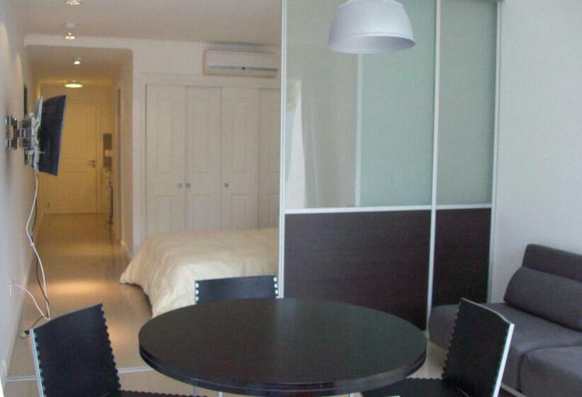 Студия Стандарт, Solanas Green Park & Crystal Beach