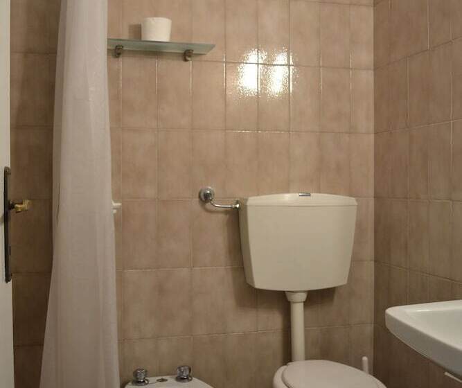 Quarto Triplo Estandar, Mirage