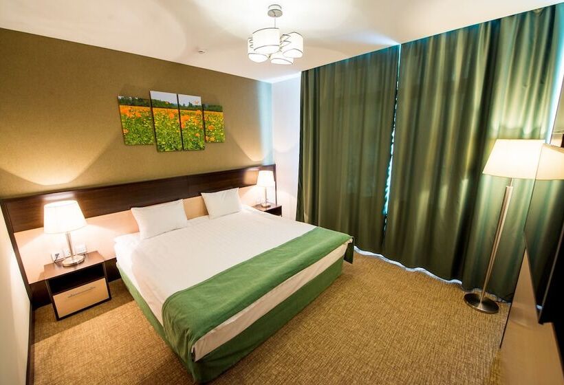 家庭间, Reston Hotel & Spa
