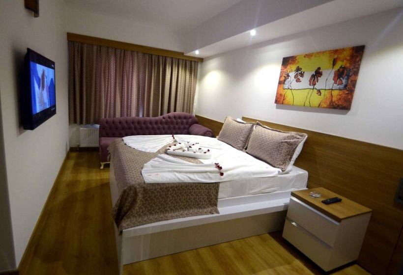 标准间, Devin Otel