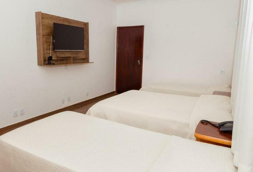 스탠다드 트리플 룸, Castelar Novo