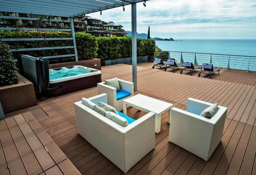 , Dukley Hotel & Resort