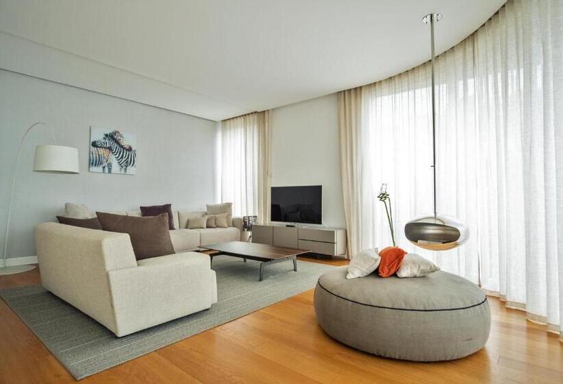 , Dukley Hotel & Resort