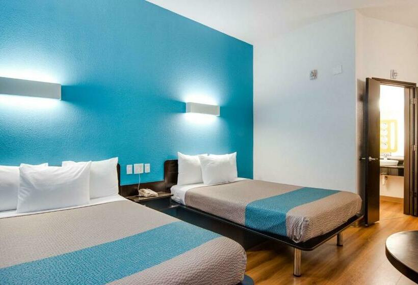 Четырехместный Номер Deluxe, Motel 6cedar Park, Tx