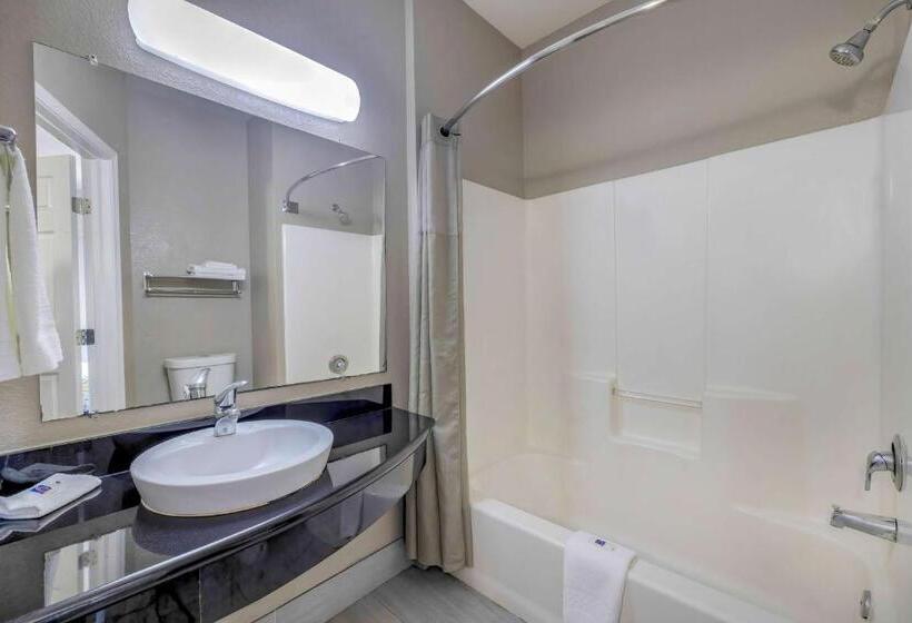 Четырехместный Номер Классик, Motel 6cedar Park, Tx