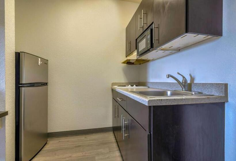 Четырехместный Номер Deluxe, Motel 6cedar Park, Tx