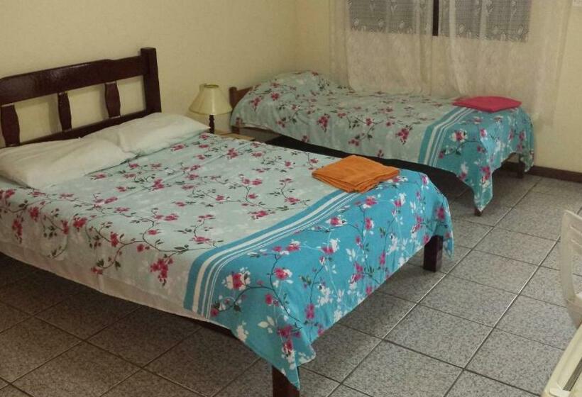Suite, Hospedaria   Hostel Gamboa