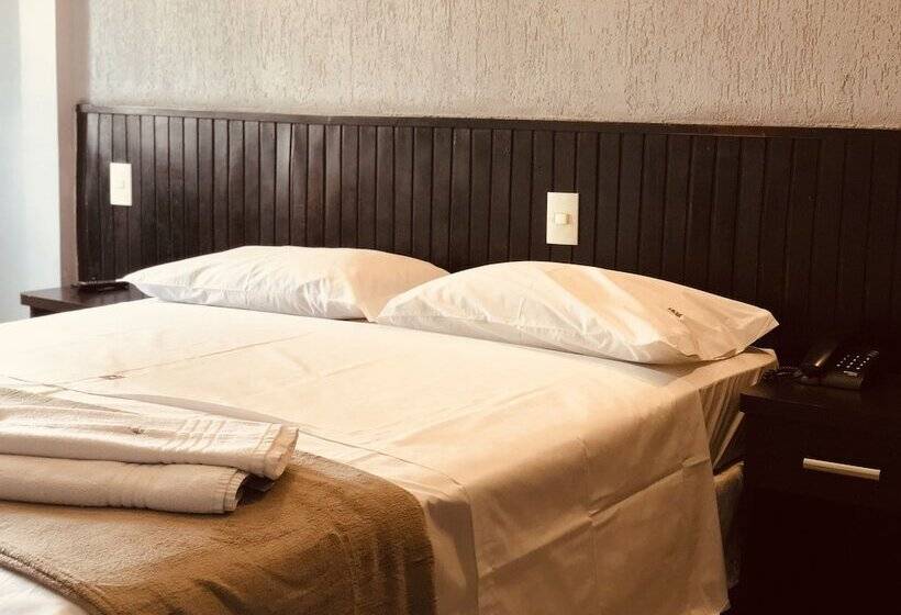 豪华房间, Econotel