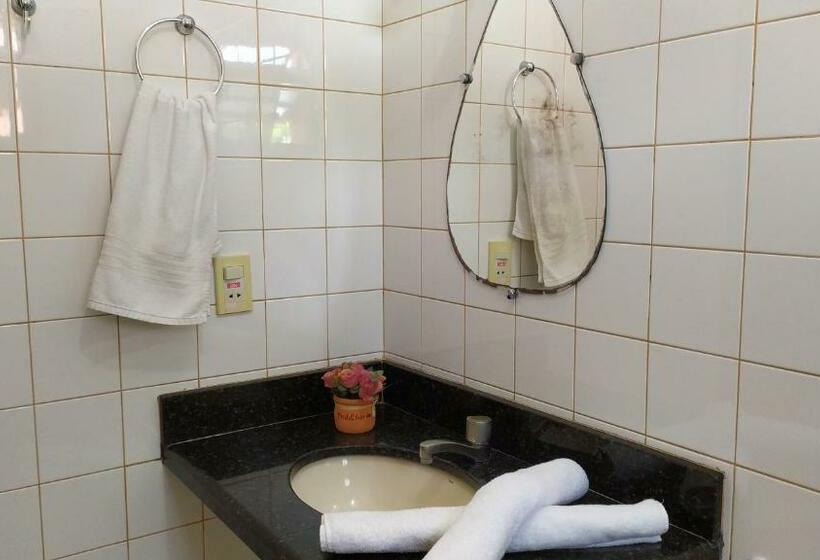 Apartamento 2 Dormitórios, Mestre Lord Apart