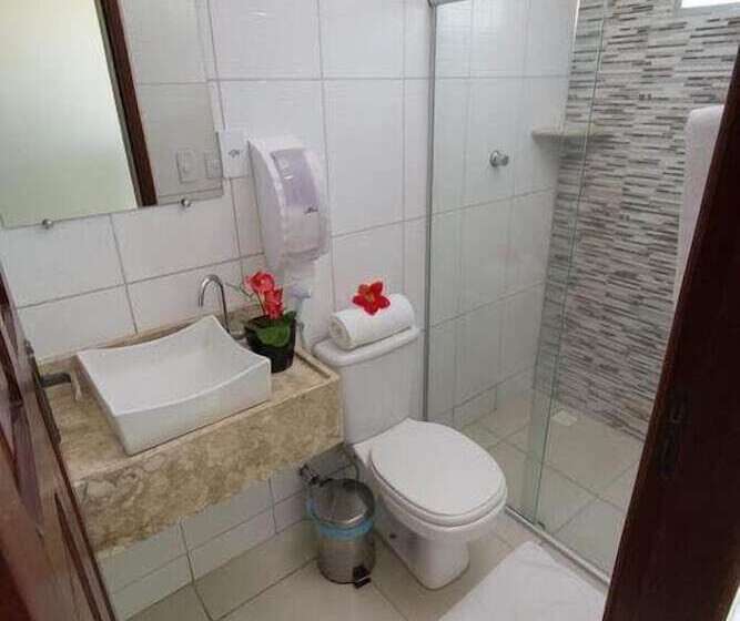 Quarto Triplo Clássico, Pousada Maragolfinho