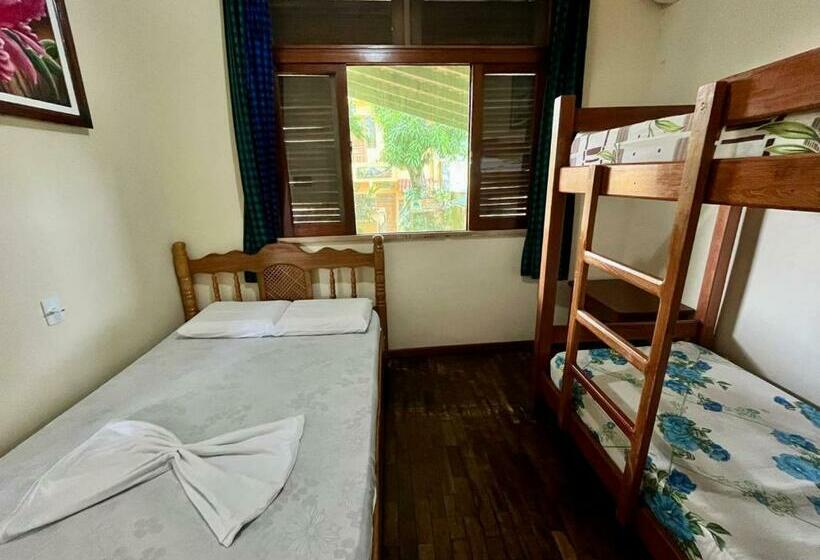اتاق استاندارد با سرویس بهداشتی مشترک, Hostel Manaus