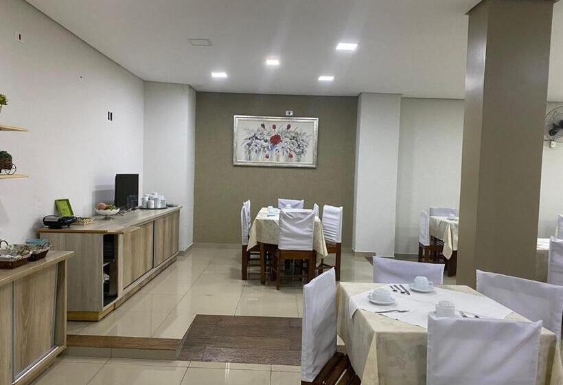חדר סטנדרט, Moura Palace