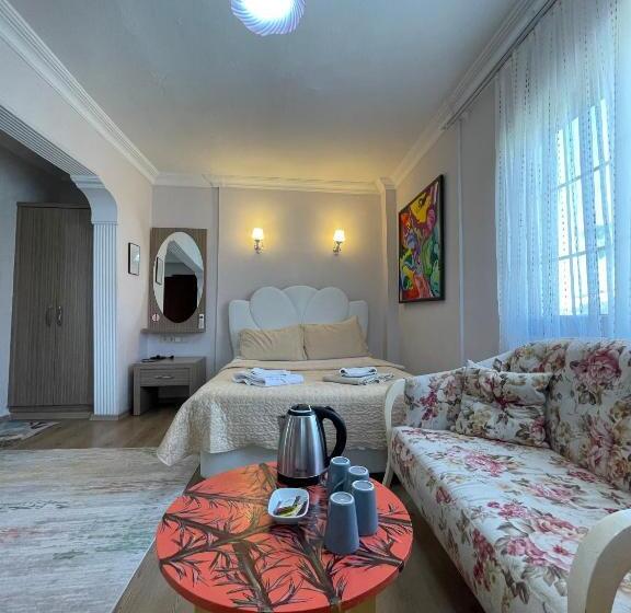 اتاق استاندارد چهار تخته, Alida Hotel Pamukkale