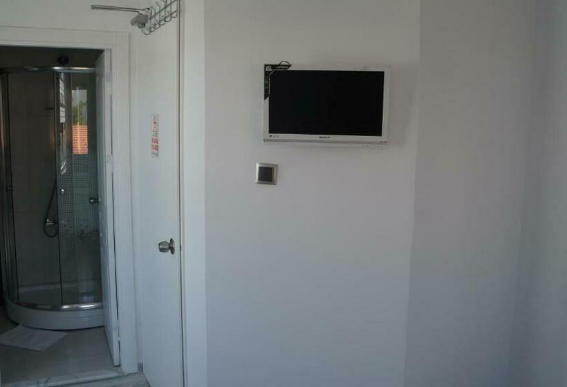Quarto Estandar com Sacada, Marine