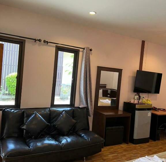 Семейный Номер, Banana Place Resort