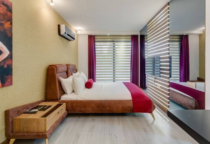 발코니가 있는 스위트, Concept Suites