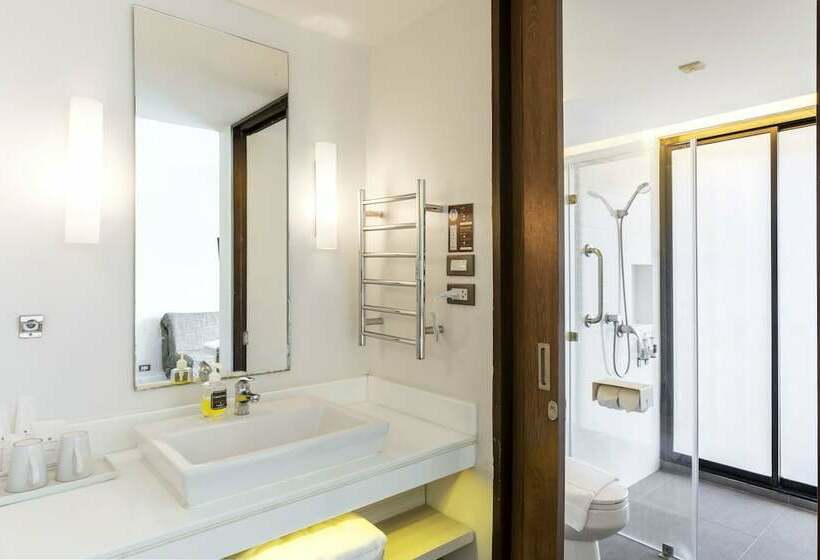اتاق لوکس با چشم‌انداز استخر, Sand Dunes Chaolao Beach Resort