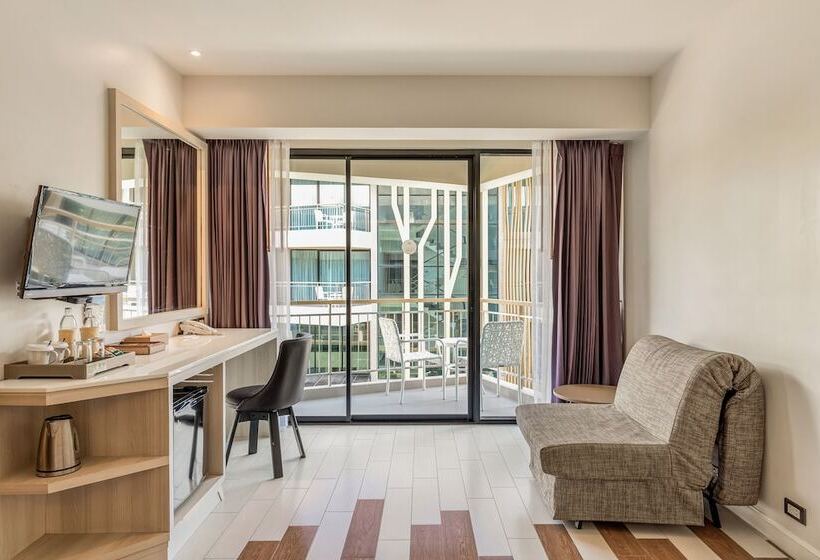 Номер Deluxe Вид на Бассейн, Sand Dunes Chaolao Beach Resort