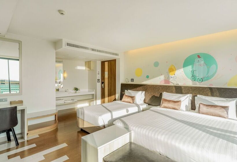 اتاق خانوادگی, Sand Dunes Chaolao Beach Resort