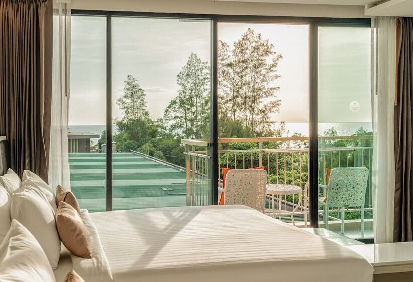 Семейный Номер, Sand Dunes Chaolao Beach Resort