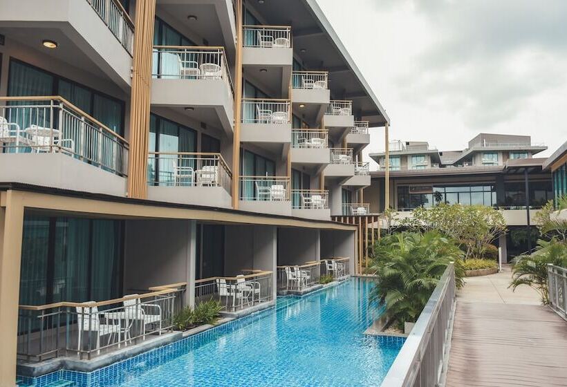 Номер Deluxe Вид на Бассейн, Sand Dunes Chaolao Beach Resort