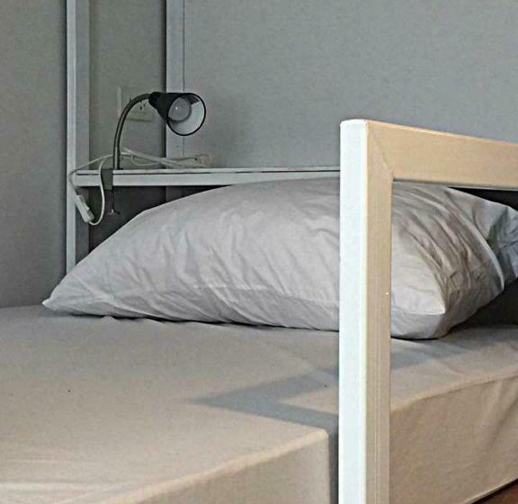 Кровать в Общей Комнате, Hub Of Joys Hostel