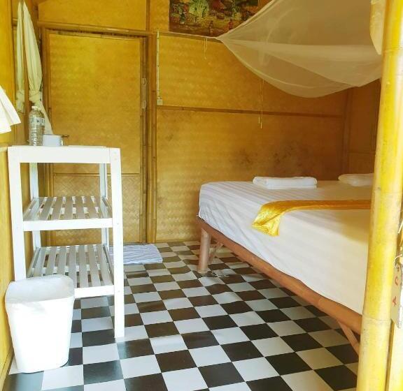 Бунгало Стандарт, Rabbit Bungalow