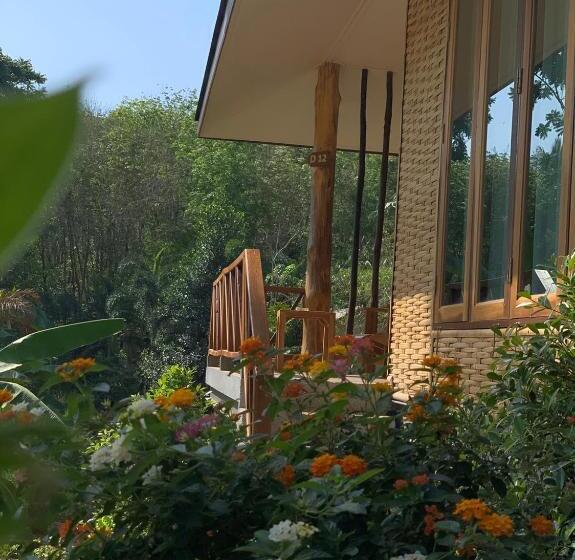 Номер Deluxe, Thiwson Beach Resort   Sha Extra Plus